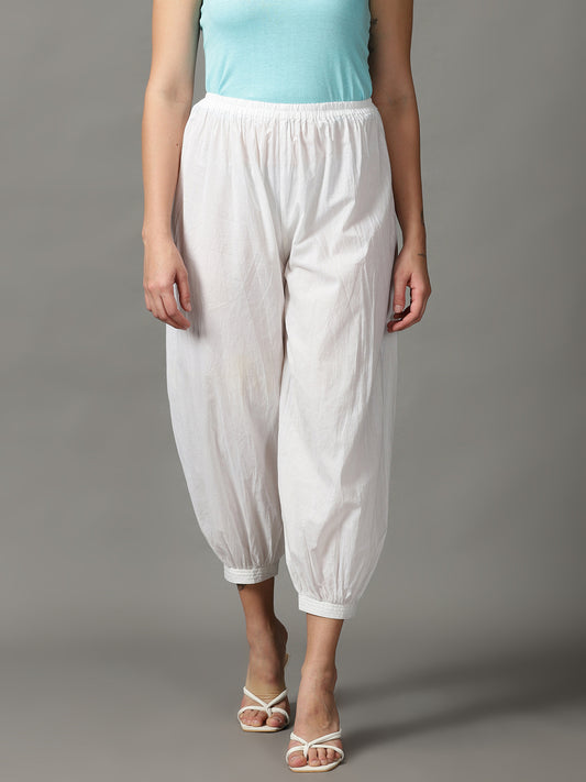 Women White Solid Cotton Cuff Pant