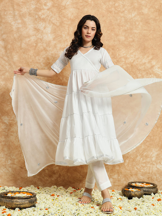 Women White Cotton Gotapatti Suit Set