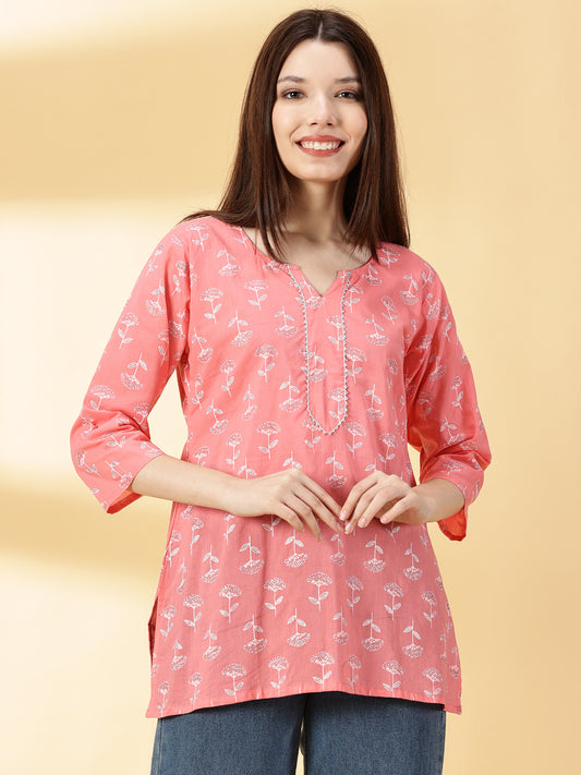 Women Pink Cotton Printed Straight Kurti