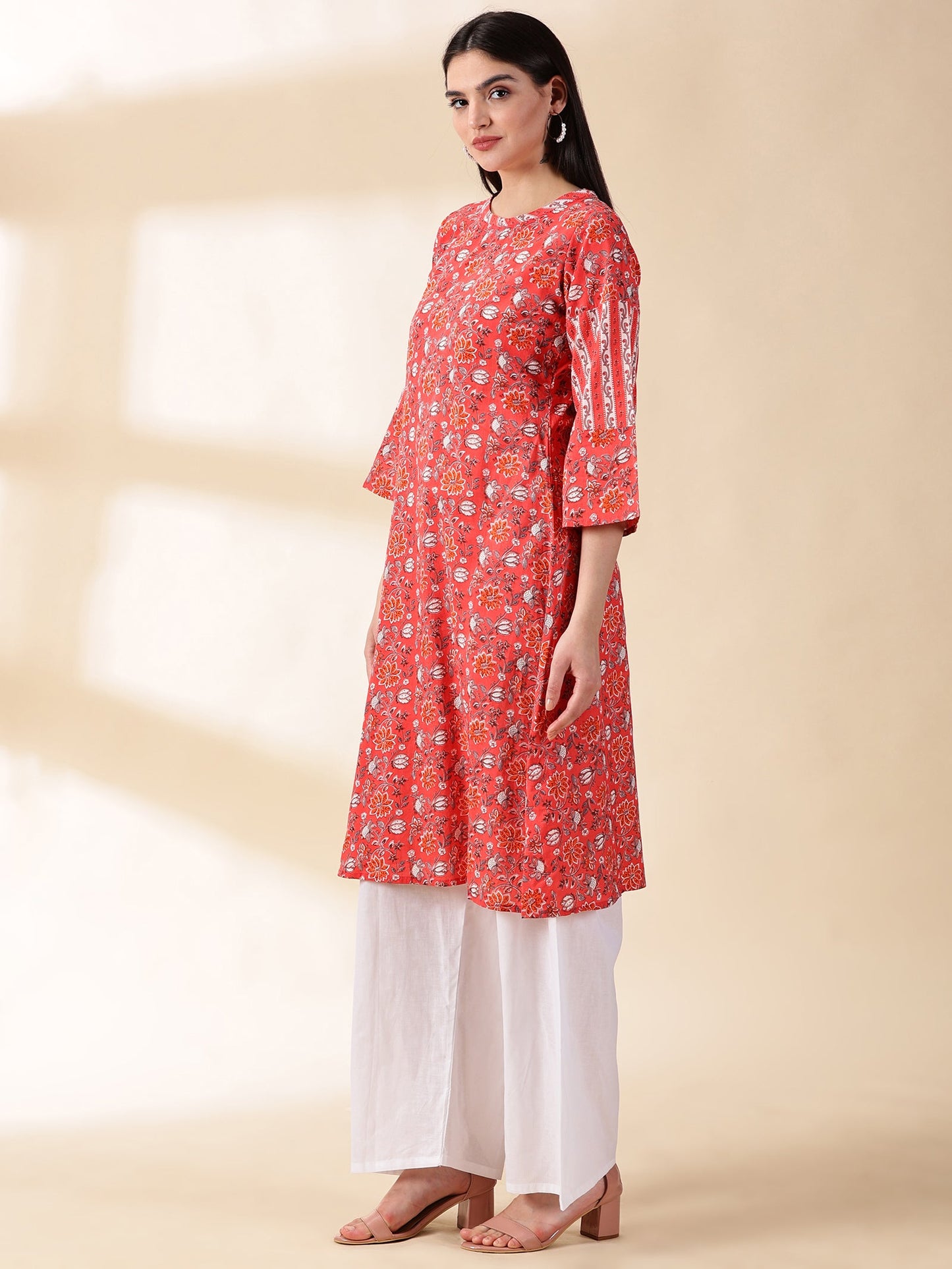 Women Pink Printed Cotton Kurta With Palazzos