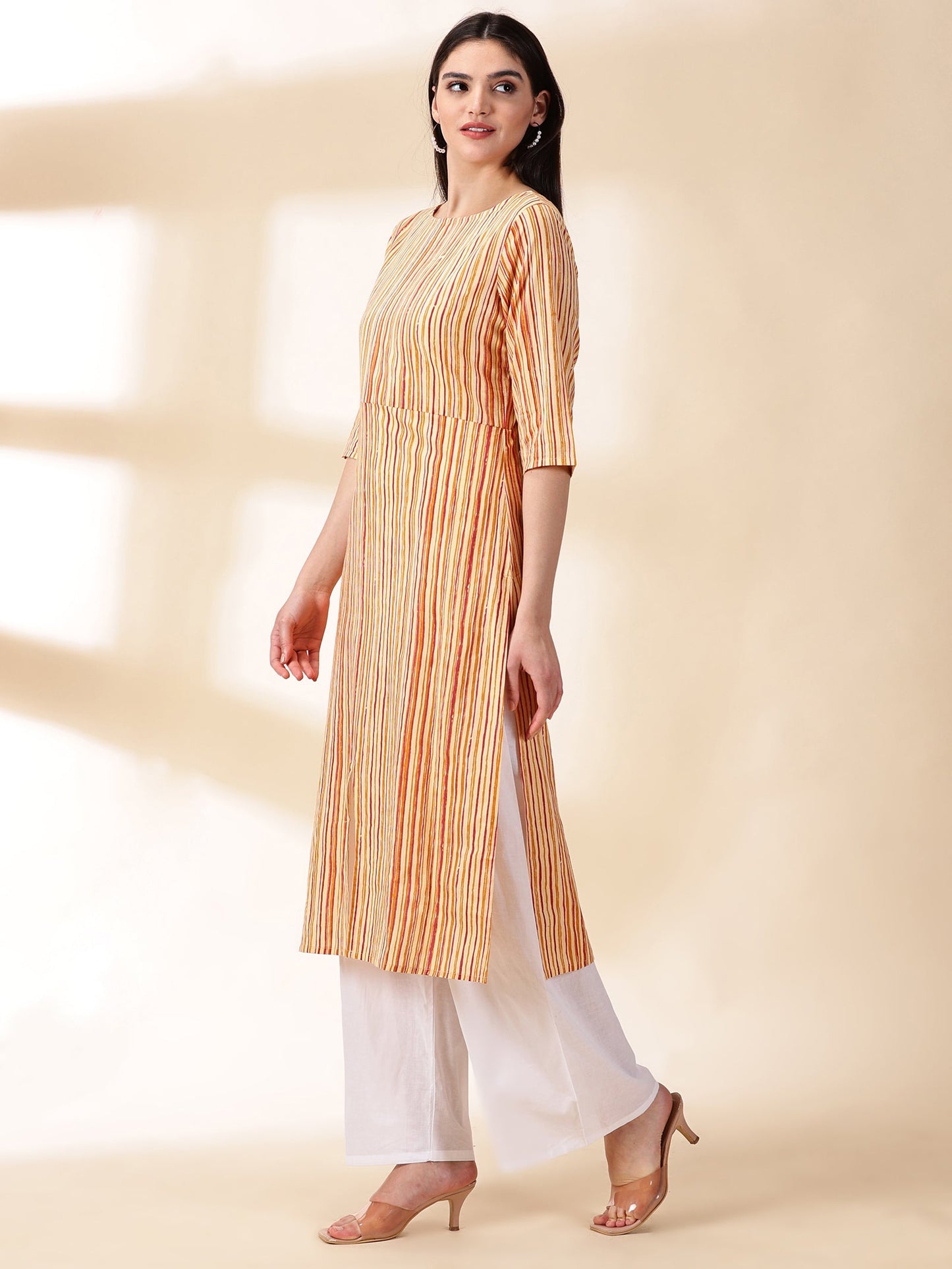 Women Mustard Cotton Straight Kurta