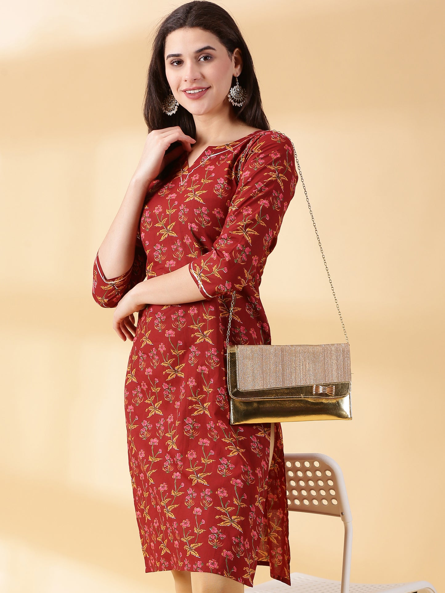 Women Maroon Cotton Straight Kurta