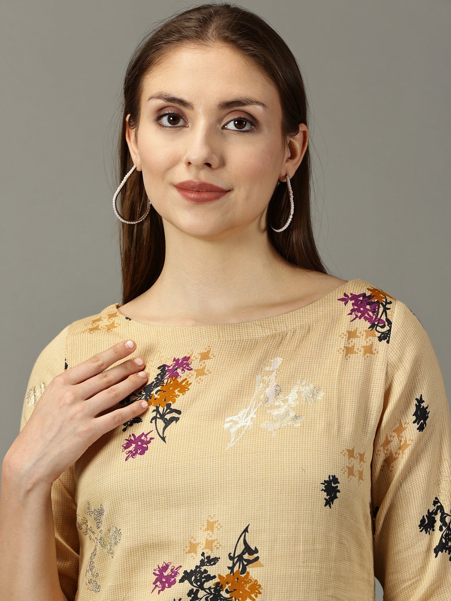 Women Yellow Floral Printed Cotton Kurta