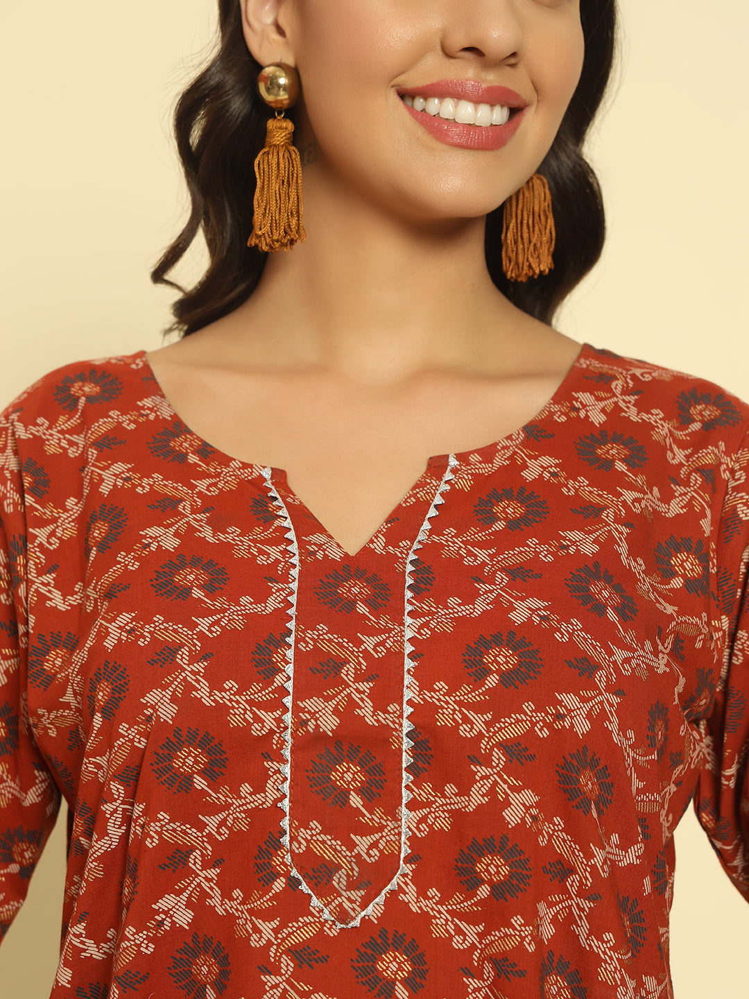 Women Brown Cotton Printed Straight Kurti