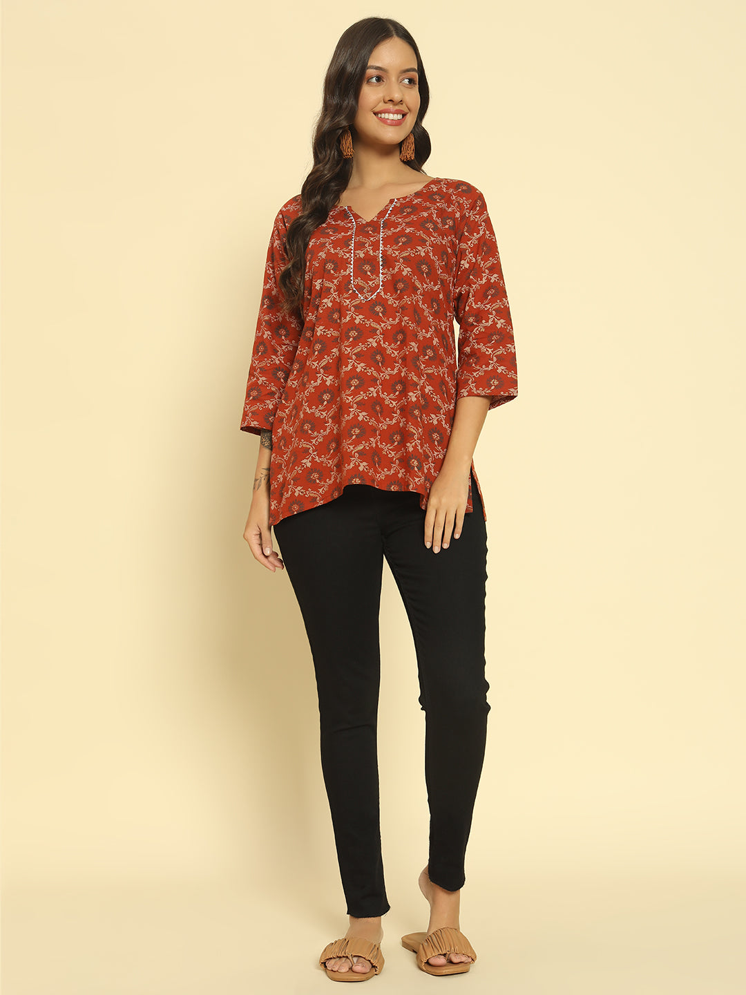 Women Brown Cotton Printed Straight Kurti